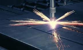Comparative chart showing strengths and weaknesses of different metal cutting technologies